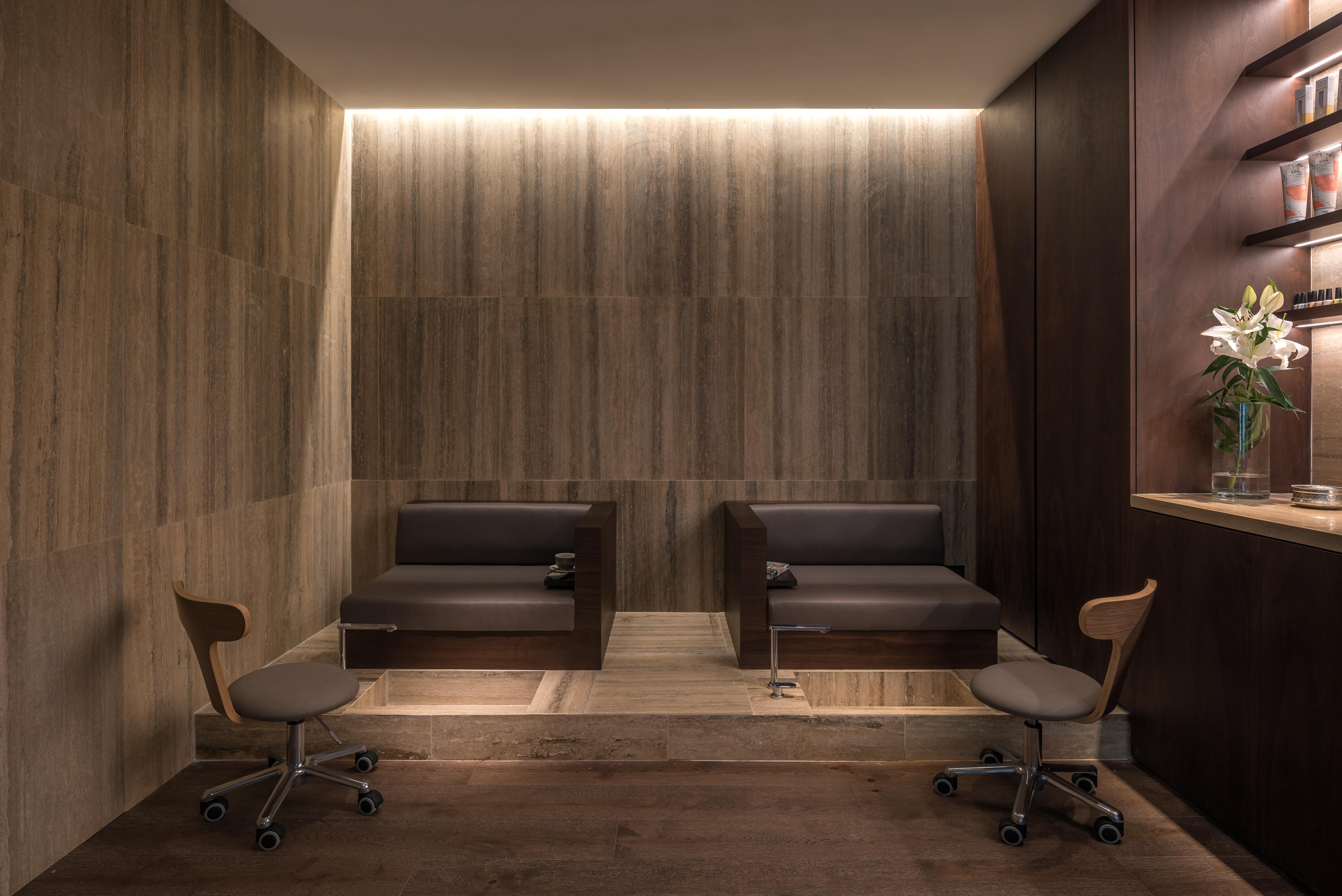 Amara - Sea Your Only View™ Limassol Eksteriør billede The interior of a nail salon